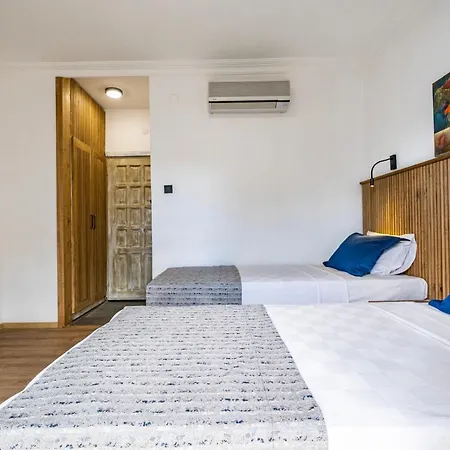 Hotel Costa 3*