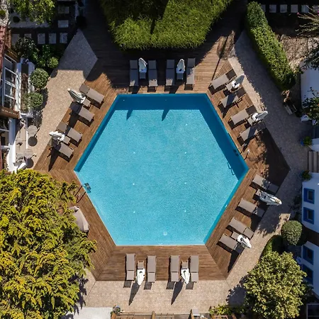 Costa Hotel