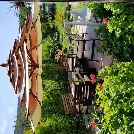 Costa Szálloda 3*
