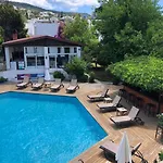 Costa Otel 3*