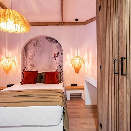Costa Otel 3*